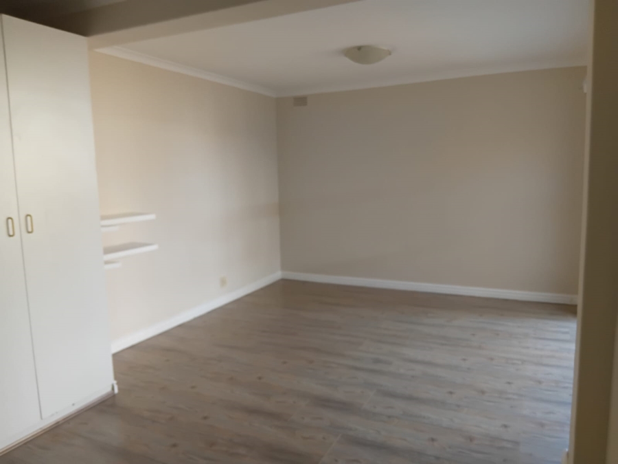 To Let 2 Bedroom Property for Rent in Diep River Western Cape